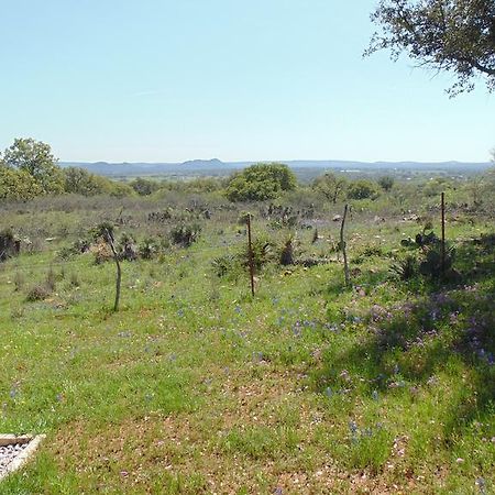 Texas T Bed And Breakfast Llano Esterno foto