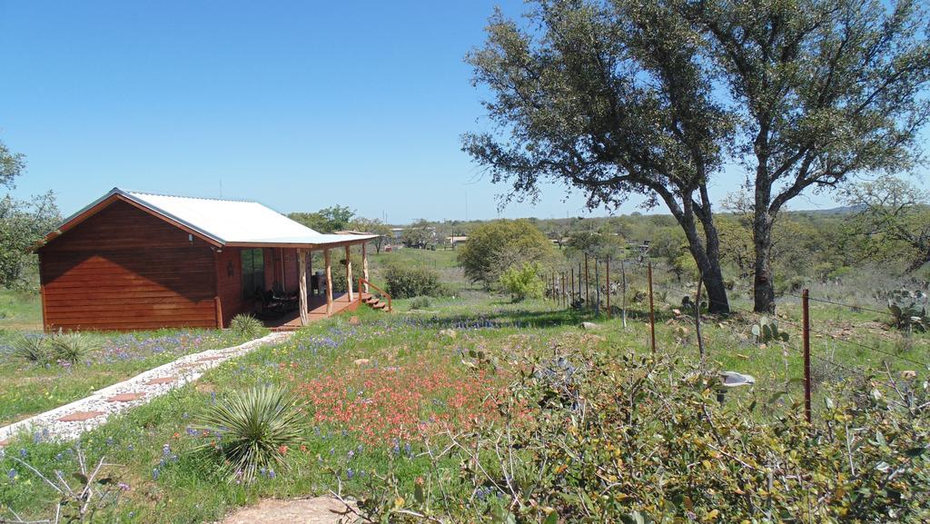 Texas T Bed And Breakfast Llano Esterno foto